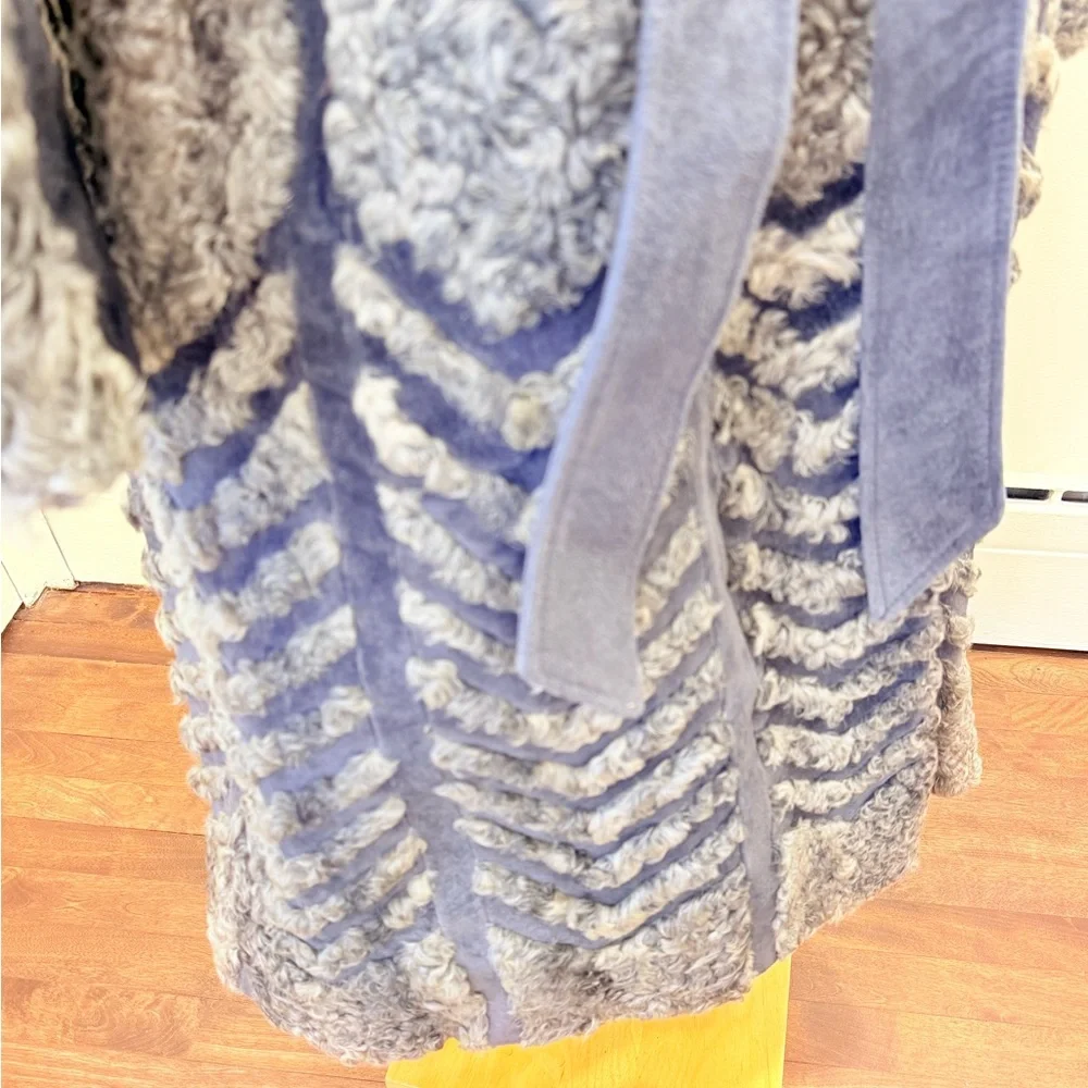 Vintage gray ASTRAKHAN LAMB sheep & Suede coat Jacket with chevron pattern strip - Picture 8 of 16